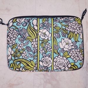 - VERA BRADLEY | laptop case